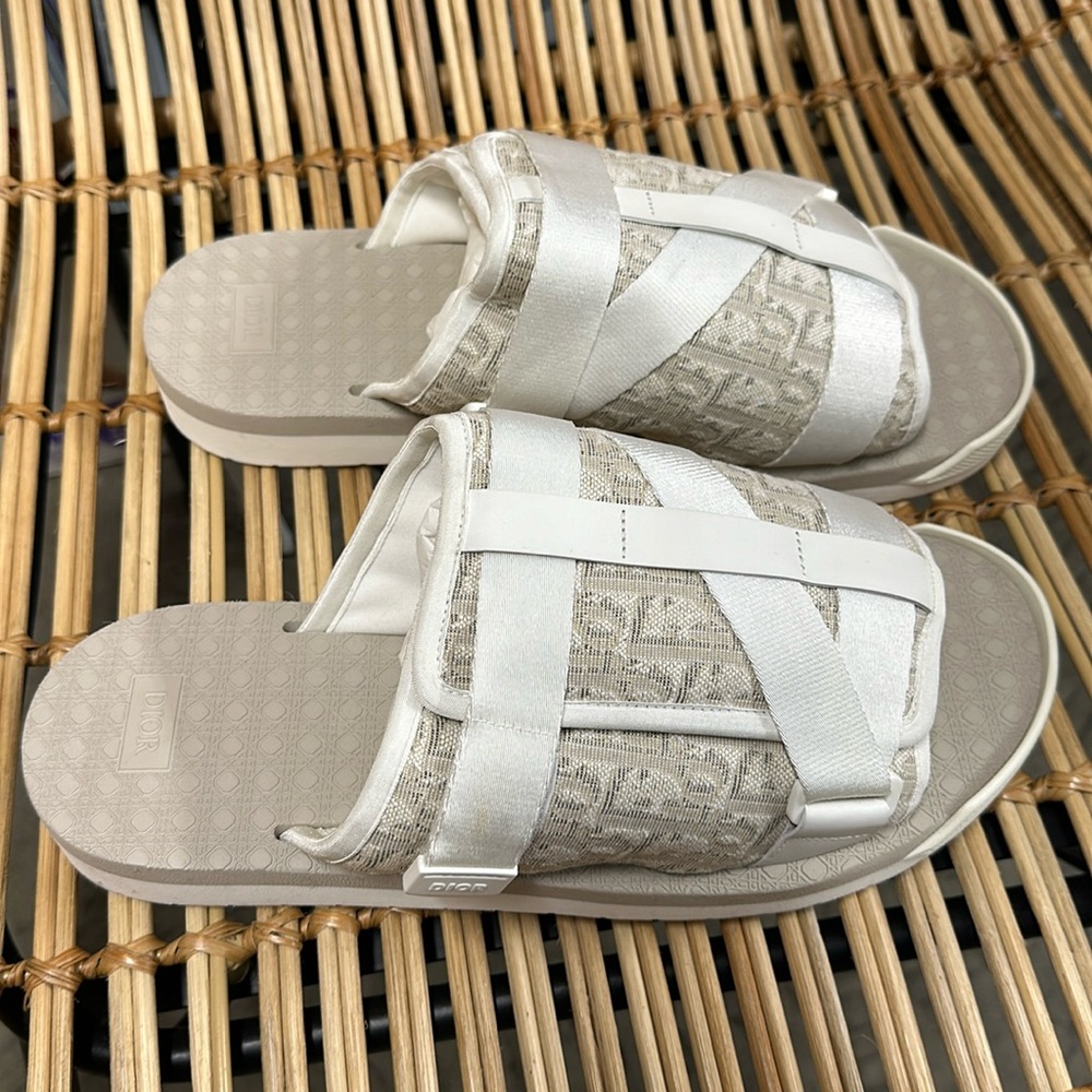Dior slides Alpha sandal in sand /authentic